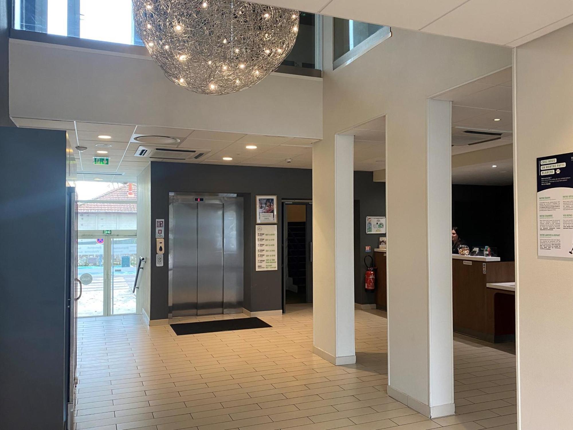 Campanile Dijon Congres Clemenceau Hotell Eksteriør bilde